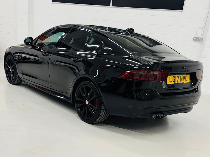 JAGUAR XE