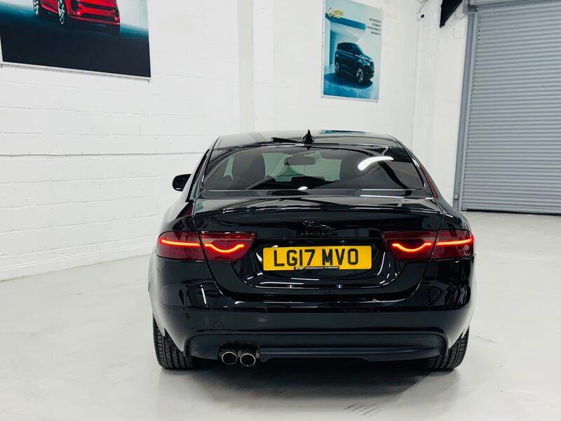JAGUAR XE