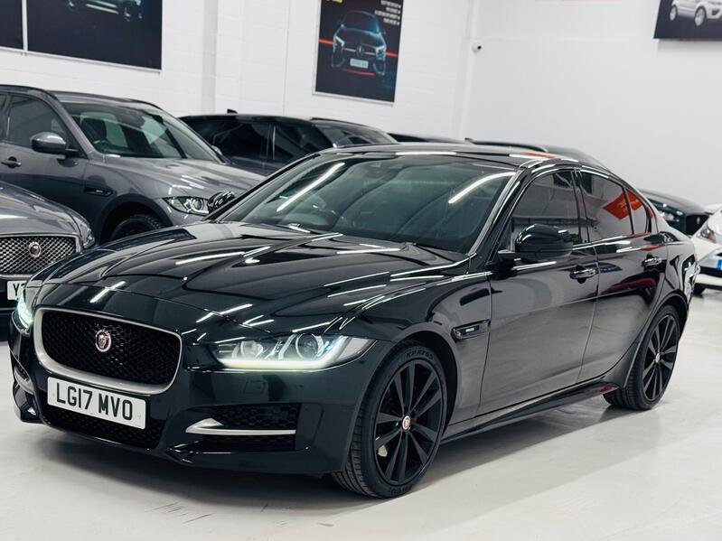 JAGUAR XE
