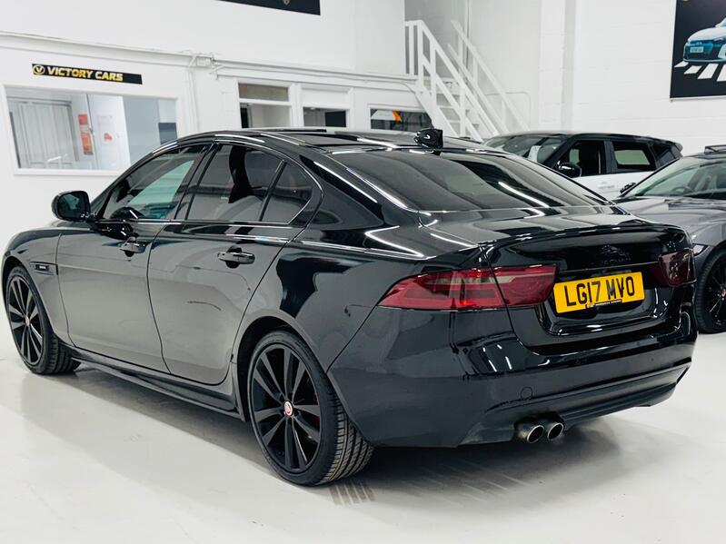 JAGUAR XE