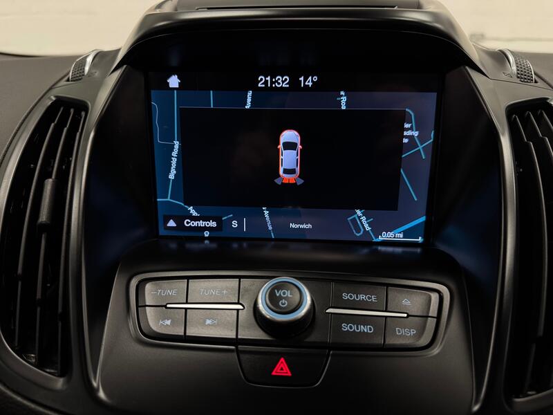 FORD KUGA
