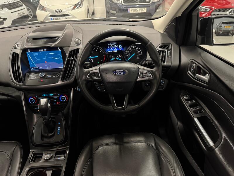 FORD KUGA